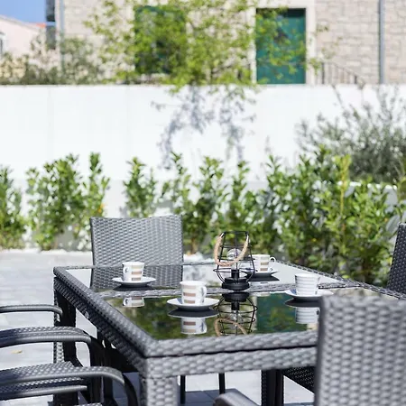 Kuca Buzov - House In Croatia Tatil Evi