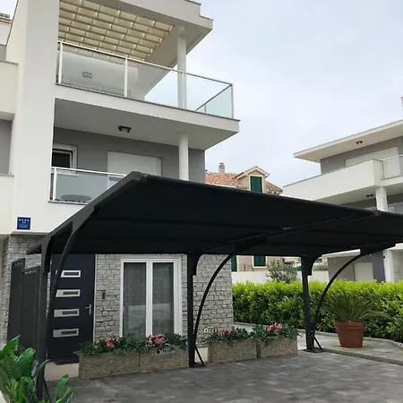 Tatil Evi Kuca Buzov - House In Croatia Srima