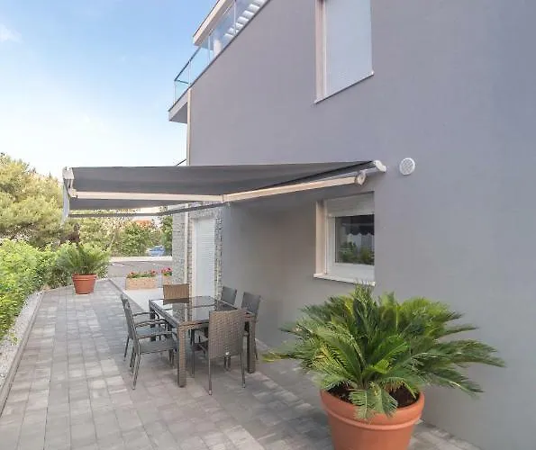 Kuca Buzov - House In Croatia Vikendica