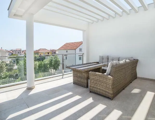 Kuca Buzov - House In Croatia * Srima