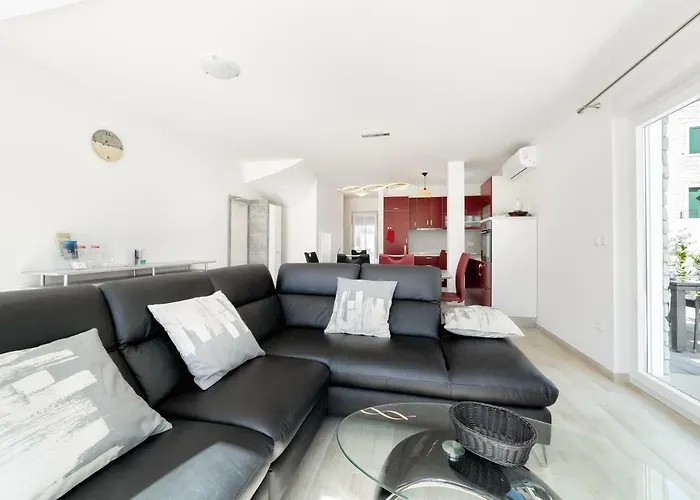 Kuca Buzov - House In Croatia * Srima