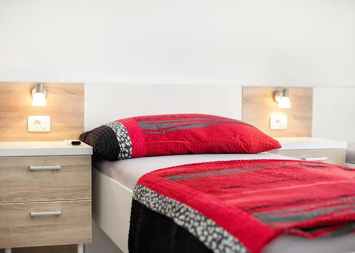 Kuca Buzov - House In Croatia Vikendica Srima