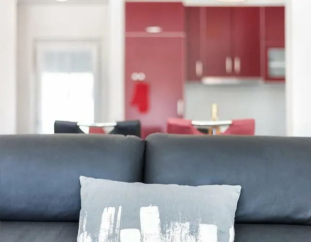 Kuca Buzov - House In Croatia Srima